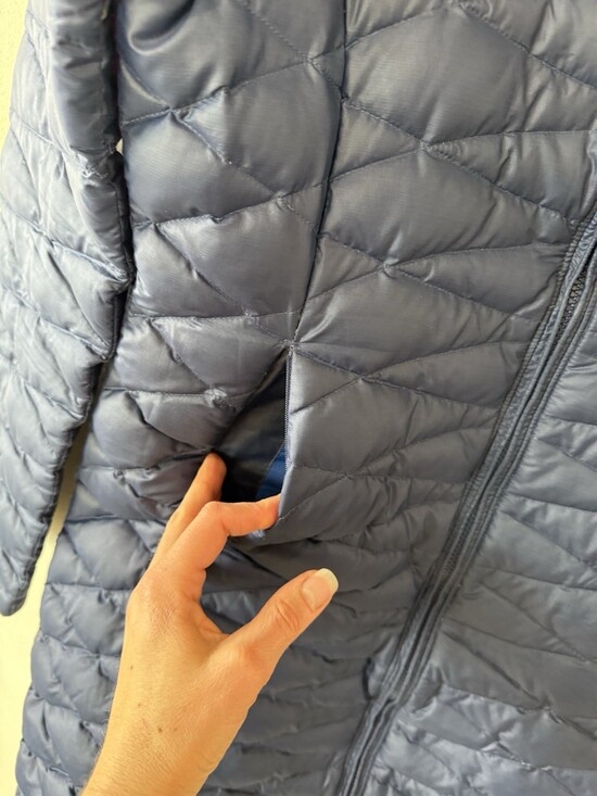 Patagonia Women's Down Parka Medium M Navy Blue Jacket Coat Puffer Long Zip Up - Picture 4 of 5